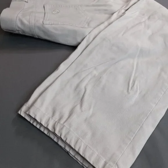 Simon Chang Women's Size 4 Straight Leg 5-Pocket Stretch Pants - Picture 14 of 14